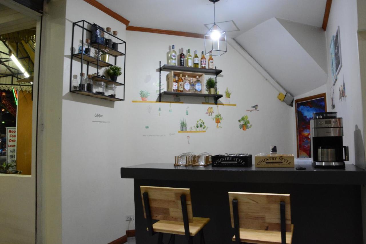 Patong 小幸运客栈酒店 外观 照片